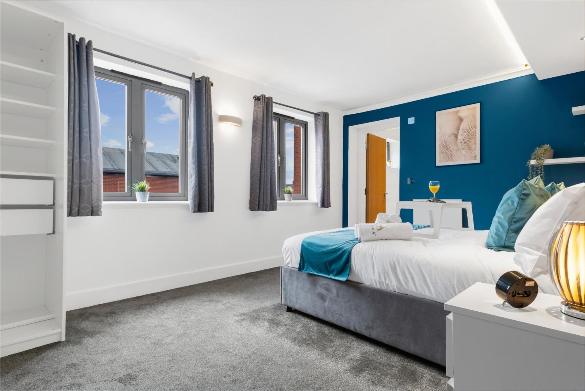 Pluxa Globe - Spacious Apartment In Jq With Parking 버밍엄 외부 사진