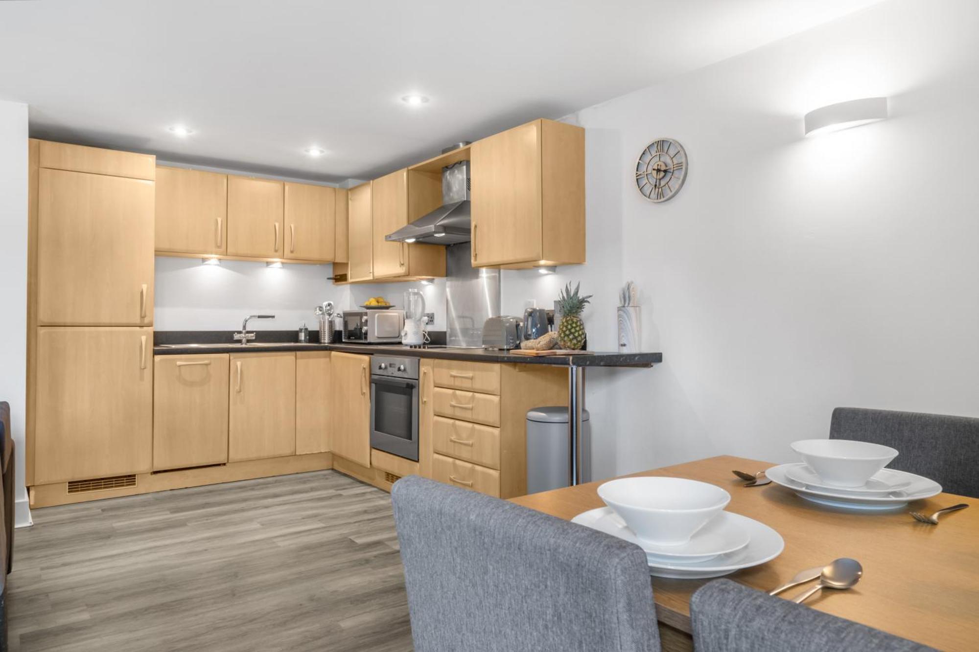 Pluxa Globe - Spacious Apartment In Jq With Parking 버밍엄 외부 사진